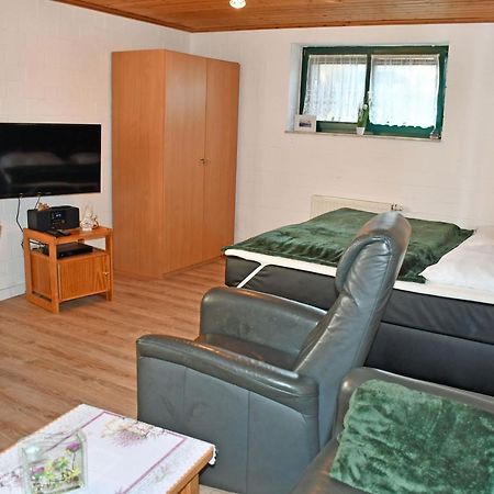 Ferienwohnung Zudar Auf Ruegen エクステリア 写真