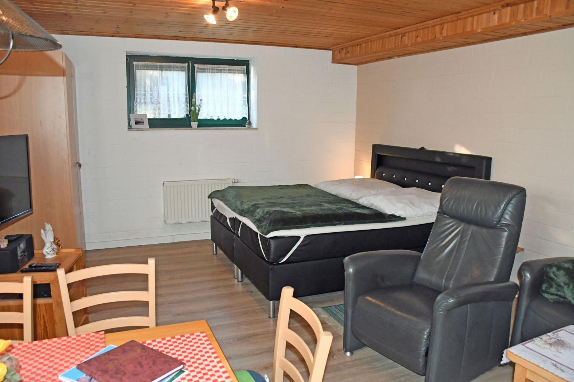 Ferienwohnung Zudar Auf Ruegen エクステリア 写真