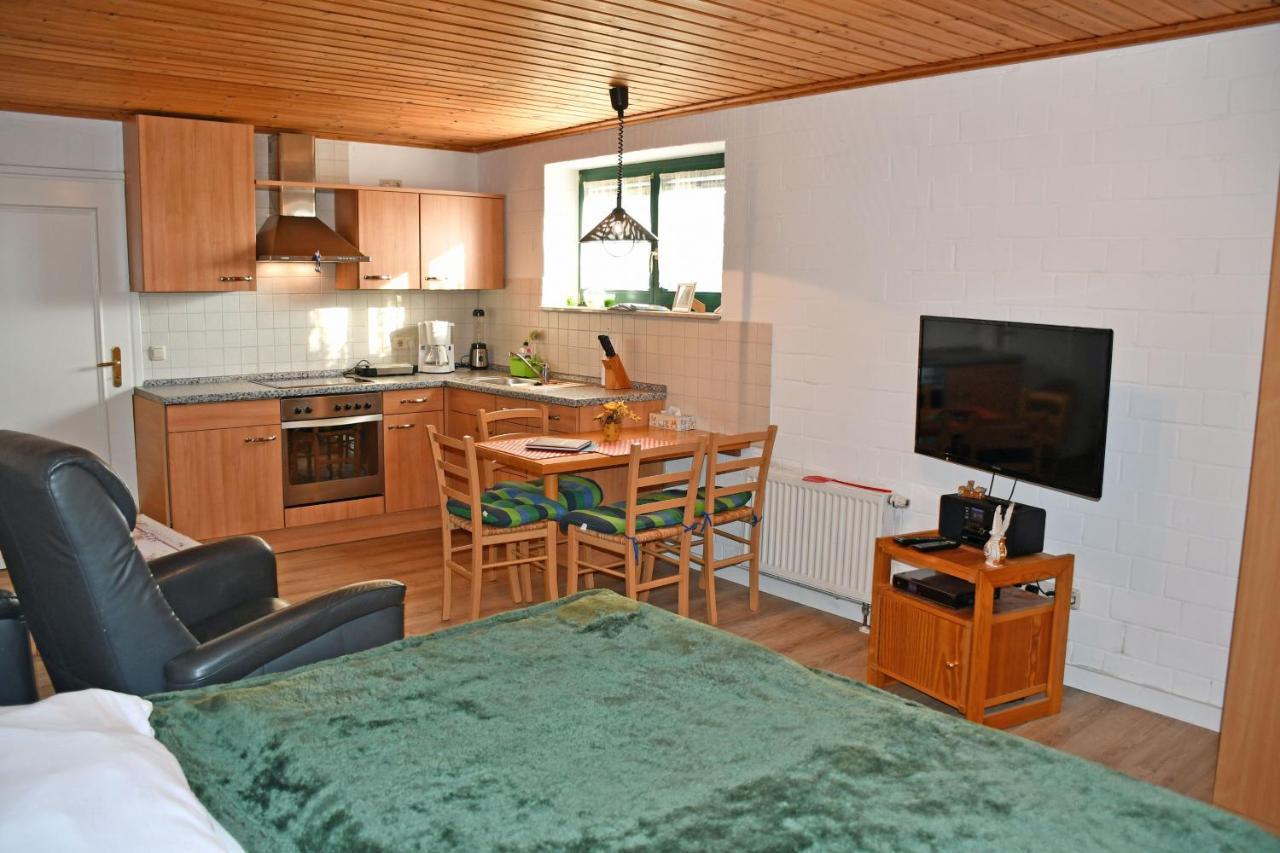 Ferienwohnung Zudar Auf Ruegen エクステリア 写真