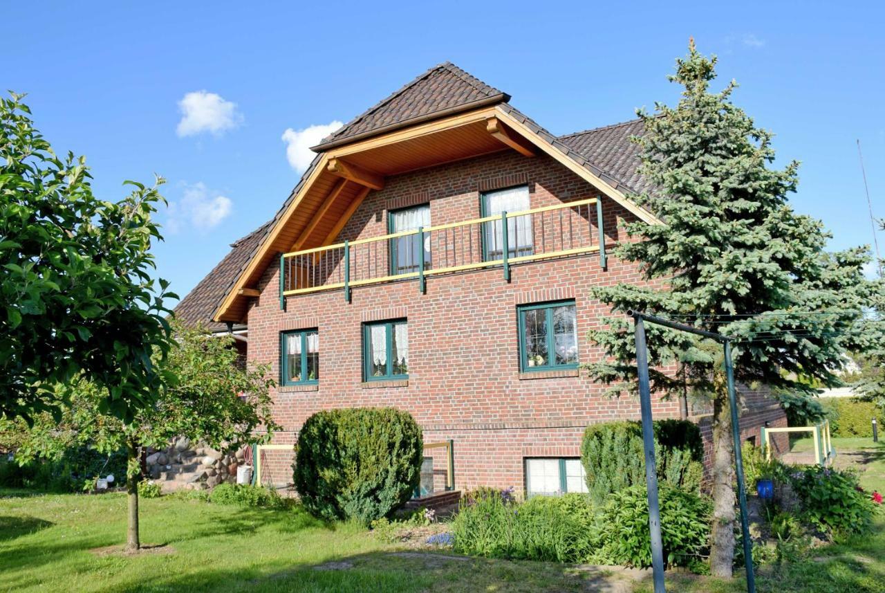 Ferienwohnung Zudar Auf Ruegen エクステリア 写真